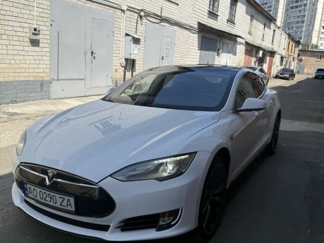 Білий Тесла Модель С, об'ємом двигуна 0 л та пробігом 116 тис. км за 10837 $, фото 2 на Automoto.ua