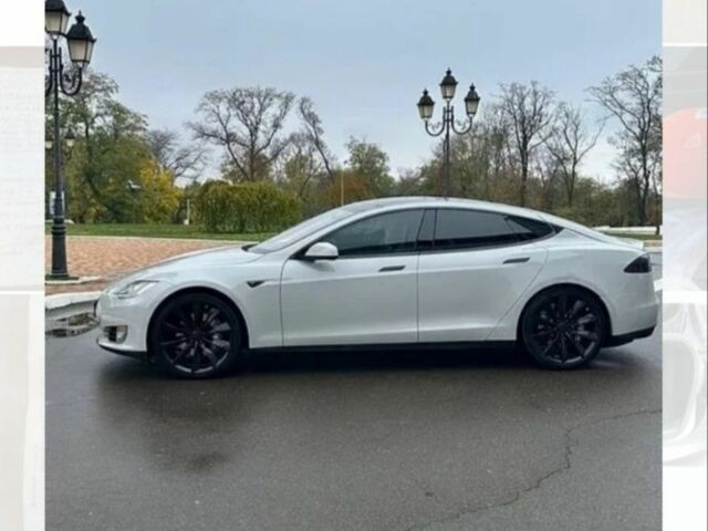 Белый Тесла Модель С, объемом двигателя 0 л и пробегом 320 тыс. км за 11320 $, фото 1 на Automoto.ua