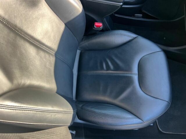 Белый Тесла Модель С, объемом двигателя 0 л и пробегом 168 тыс. км за 12700 $, фото 13 на Automoto.ua