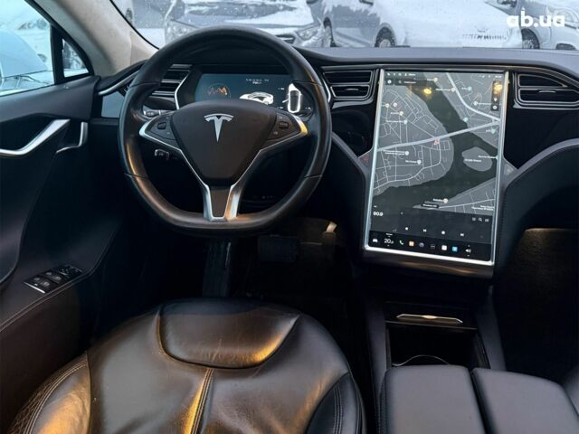 Білий Тесла Модель С, об'ємом двигуна 0 л та пробігом 130 тис. км за 17990 $, фото 19 на Automoto.ua