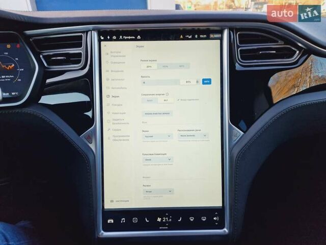 Белый Тесла Модель С, объемом двигателя 0 л и пробегом 119 тыс. км за 23999 $, фото 77 на Automoto.ua