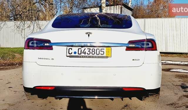 Белый Тесла Модель С, объемом двигателя 0 л и пробегом 119 тыс. км за 23999 $, фото 35 на Automoto.ua