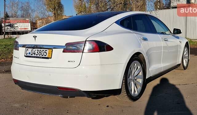 Белый Тесла Модель С, объемом двигателя 0 л и пробегом 119 тыс. км за 23999 $, фото 64 на Automoto.ua