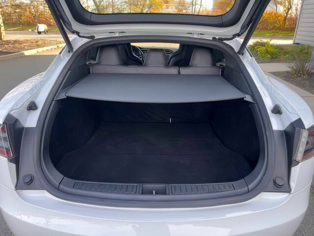 Белый Тесла Модель С, объемом двигателя 0 л и пробегом 78 тыс. км за 7700 $, фото 12 на Automoto.ua