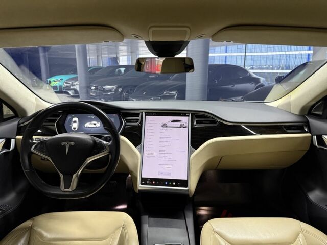 Білий Тесла Модель С, об'ємом двигуна 0 л та пробігом 61 тис. км за 15500 $, фото 19 на Automoto.ua