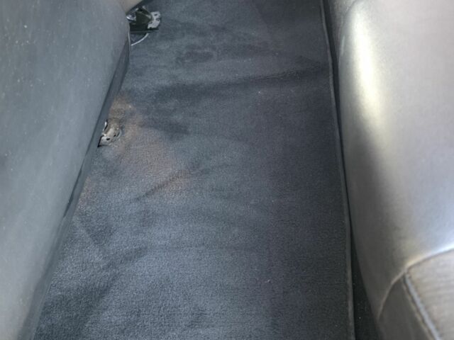 Белый Тесла Модель С, объемом двигателя 0 л и пробегом 445 тыс. км за 339 $, фото 21 на Automoto.ua