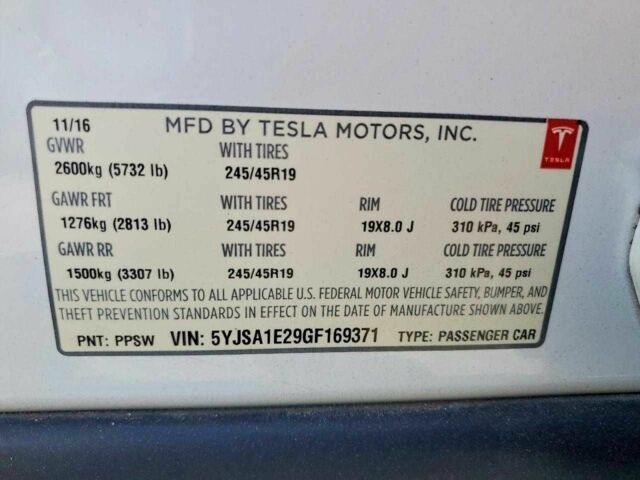 Белый Тесла Модель С, объемом двигателя 0 л и пробегом 107 тыс. км за 3400 $, фото 11 на Automoto.ua