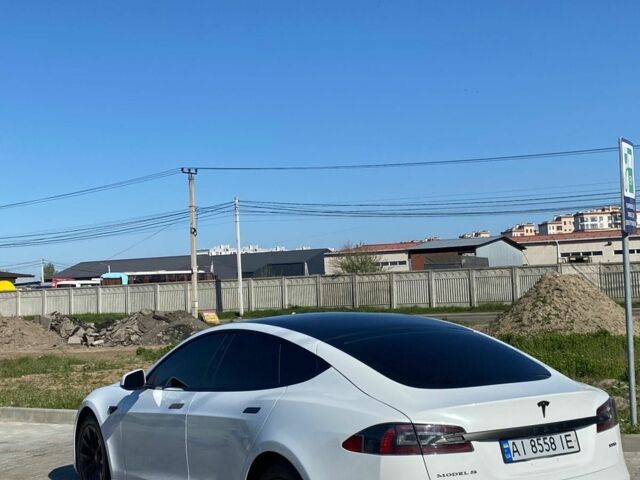 Білий Тесла Модель С, об'ємом двигуна 0 л та пробігом 88 тис. км за 22048 $, фото 3 на Automoto.ua