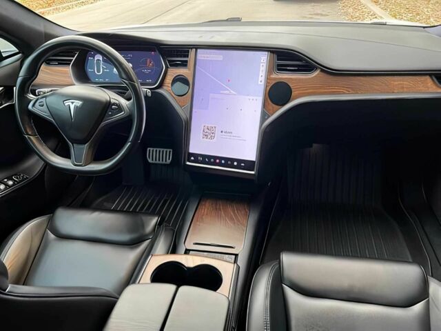 Белый Тесла Модель С, объемом двигателя 0 л и пробегом 45 тыс. км за 13300 $, фото 9 на Automoto.ua