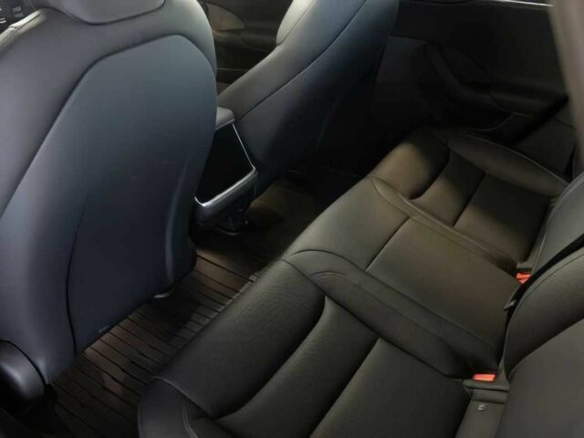 Білий Тесла Модель С, об'ємом двигуна 0 л та пробігом 10 тис. км за 14500 $, фото 8 на Automoto.ua