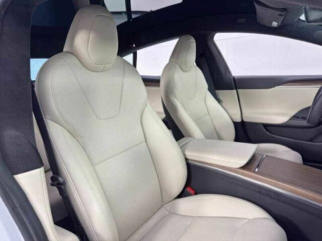 Білий Тесла Модель С, об'ємом двигуна 0 л та пробігом 44 тис. км за 12900 $, фото 18 на Automoto.ua