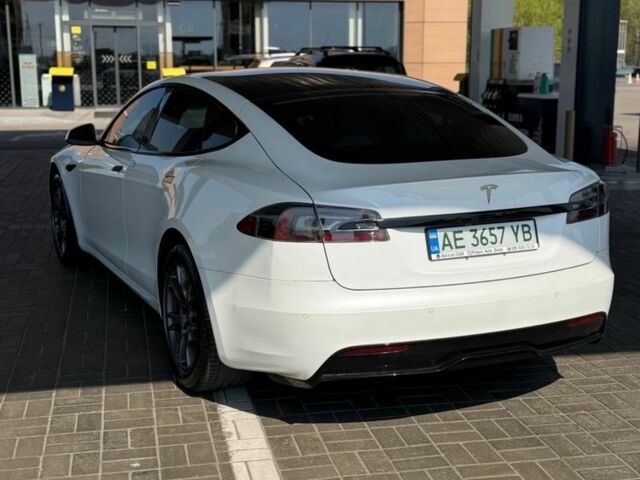Білий Тесла Модель С, об'ємом двигуна 0 л та пробігом 91 тис. км за 32493 $, фото 4 на Automoto.ua