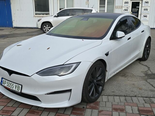 Білий Тесла Модель С, об'ємом двигуна 0 л та пробігом 92 тис. км за 31500 $, фото 4 на Automoto.ua