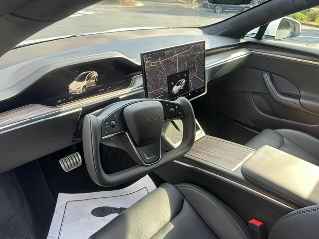 Белый Тесла Модель С, объемом двигателя 0 л и пробегом 23 тыс. км за 18500 $, фото 7 на Automoto.ua