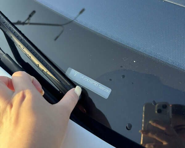 Белый Тесла Модель С, объемом двигателя 0 л и пробегом 178 тыс. км за 15500 $, фото 28 на Automoto.ua