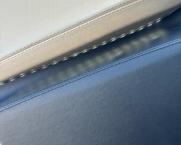 Белый Тесла Модель С, объемом двигателя 0 л и пробегом 178 тыс. км за 15500 $, фото 48 на Automoto.ua