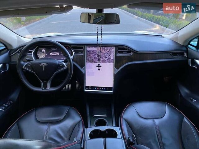 Білий Тесла Модель С, об'ємом двигуна 0 л та пробігом 210 тис. км за 12900 $, фото 33 на Automoto.ua