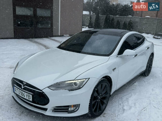 Білий Тесла Модель С, об'ємом двигуна 0 л та пробігом 155 тис. км за 14500 $, фото 12 на Automoto.ua