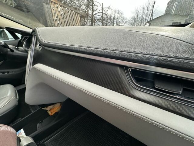 Білий Тесла Модель С, об'ємом двигуна 0 л та пробігом 145 тис. км за 10800 $, фото 7 на Automoto.ua