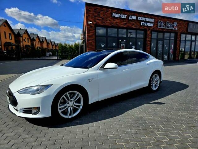 Білий Тесла Модель С, об'ємом двигуна 0 л та пробігом 190 тис. км за 11500 $, фото 10 на Automoto.ua