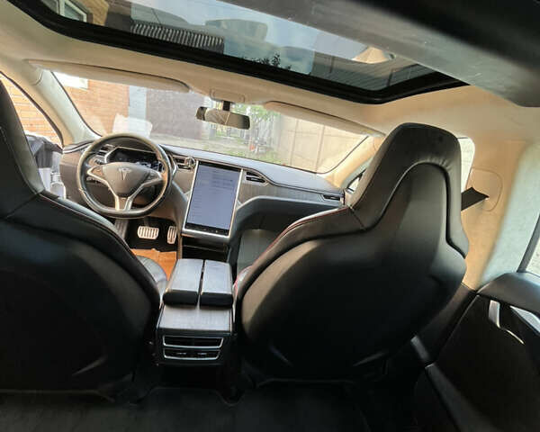 Білий Тесла Модель С, об'ємом двигуна 0 л та пробігом 201 тис. км за 14700 $, фото 3 на Automoto.ua