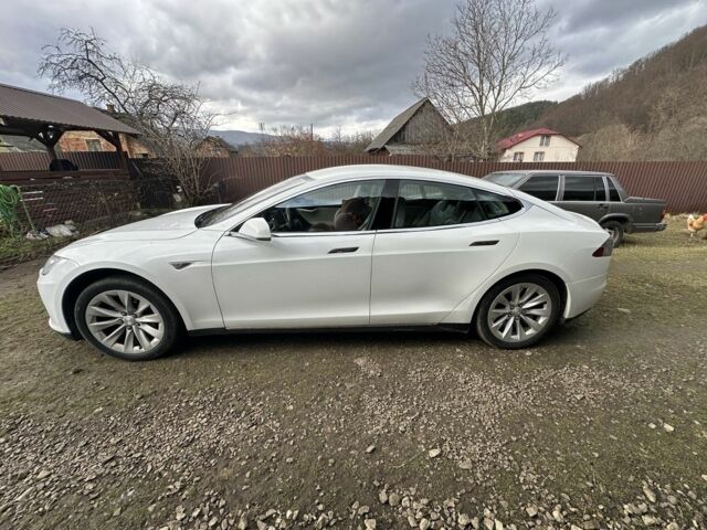 Білий Тесла Модель С, об'ємом двигуна 0 л та пробігом 145 тис. км за 10800 $, фото 2 на Automoto.ua