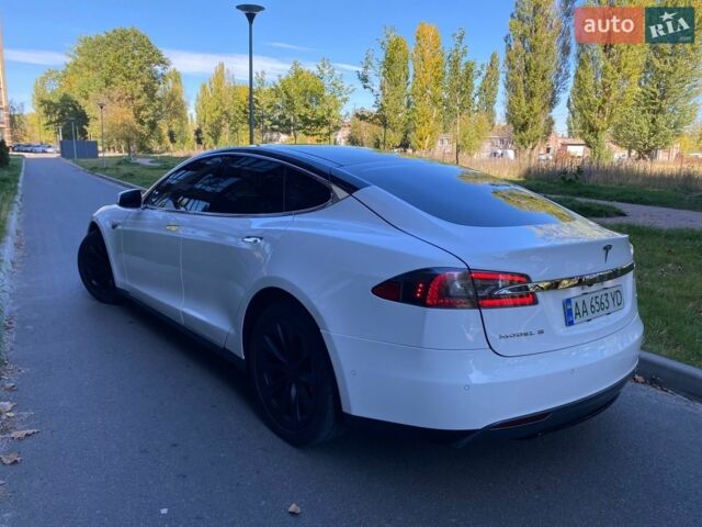 Белый Тесла Модель С, объемом двигателя 0 л и пробегом 278 тыс. км за 11900 $, фото 19 на Automoto.ua