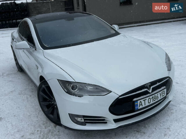 Білий Тесла Модель С, об'ємом двигуна 0 л та пробігом 155 тис. км за 14500 $, фото 18 на Automoto.ua