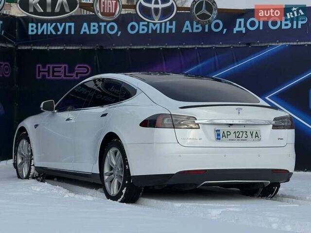 Білий Тесла Модель С, об'ємом двигуна 0 л та пробігом 200 тис. км за 14499 $, фото 5 на Automoto.ua
