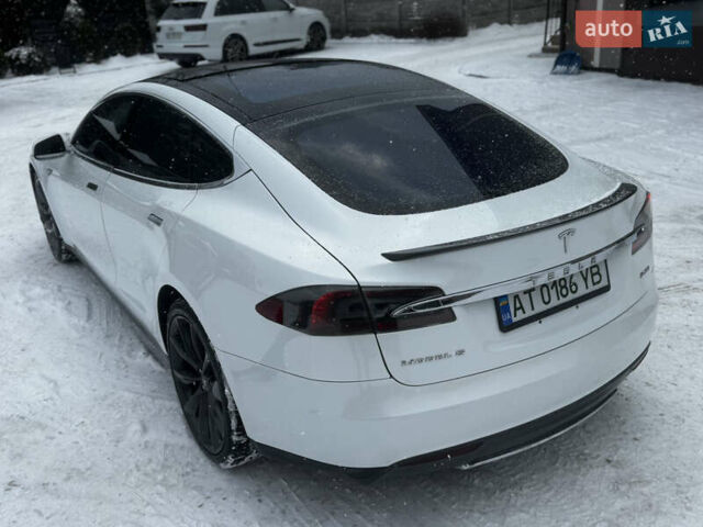 Білий Тесла Модель С, об'ємом двигуна 0 л та пробігом 155 тис. км за 14500 $, фото 2 на Automoto.ua