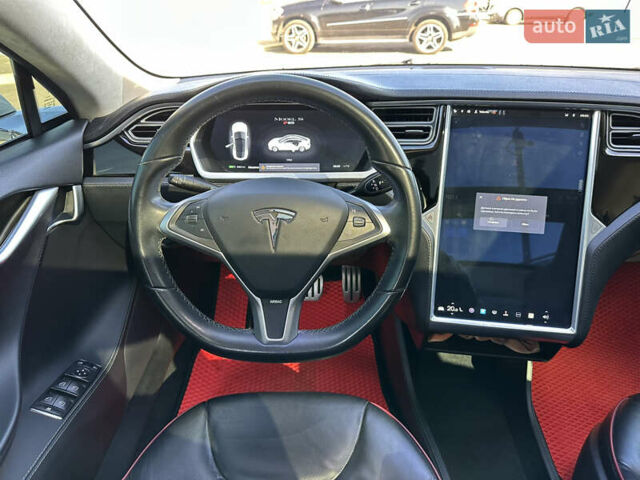 Белый Тесла Модель С, объемом двигателя 0 л и пробегом 230 тыс. км за 11999 $, фото 23 на Automoto.ua