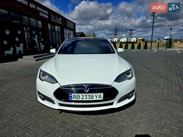 Білий Тесла Модель С, об'ємом двигуна 0 л та пробігом 190 тис. км за 11500 $, фото 11 на Automoto.ua