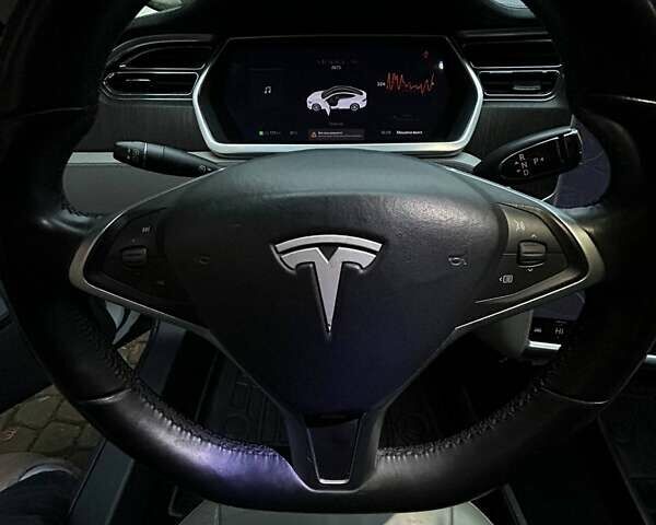 Белый Тесла Модель С, объемом двигателя 0 л и пробегом 213 тыс. км за 13400 $, фото 9 на Automoto.ua