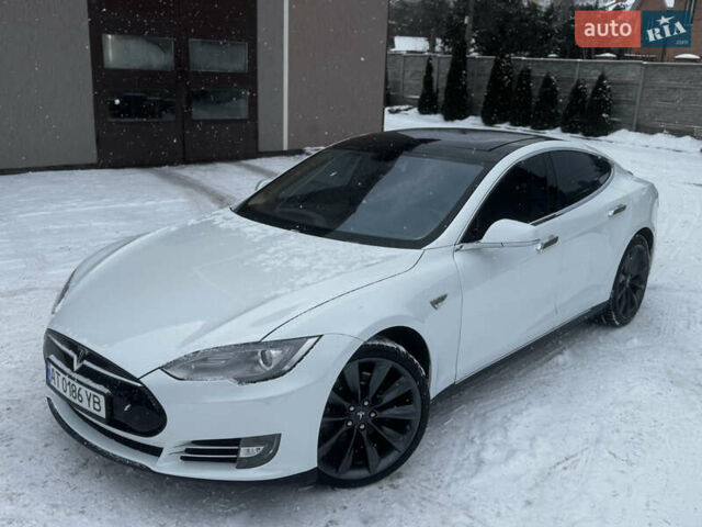 Білий Тесла Модель С, об'ємом двигуна 0 л та пробігом 155 тис. км за 14500 $, фото 14 на Automoto.ua