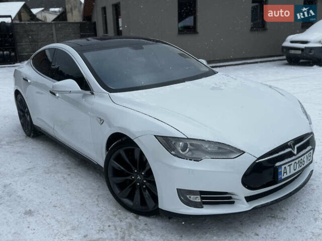 Білий Тесла Модель С, об'ємом двигуна 0 л та пробігом 155 тис. км за 14500 $, фото 17 на Automoto.ua