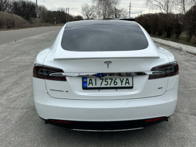 Білий Тесла Модель С, об'ємом двигуна 0 л та пробігом 177 тис. км за 12999 $, фото 3 на Automoto.ua