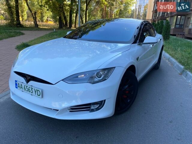 Белый Тесла Модель С, объемом двигателя 0 л и пробегом 278 тыс. км за 11900 $, фото 27 на Automoto.ua