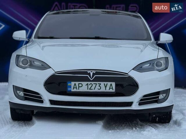 Білий Тесла Модель С, об'ємом двигуна 0 л та пробігом 200 тис. км за 14499 $, фото 1 на Automoto.ua