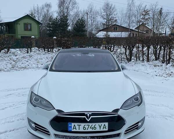 Білий Тесла Модель С, об'ємом двигуна 0 л та пробігом 210 тис. км за 11650 $, фото 1 на Automoto.ua
