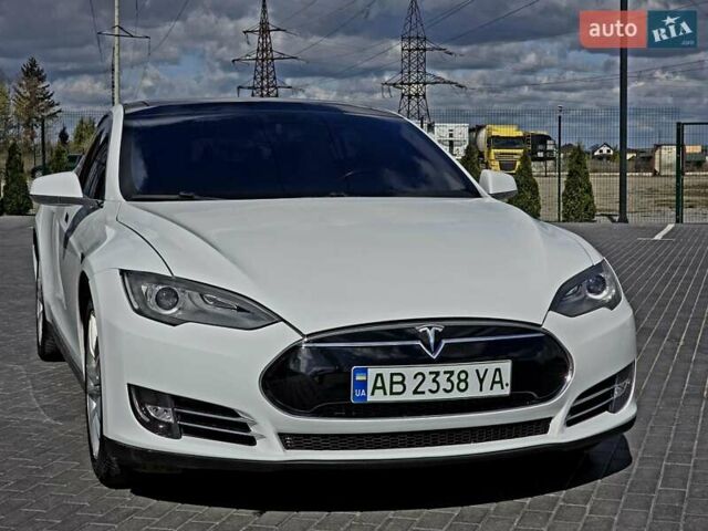 Білий Тесла Модель С, об'ємом двигуна 0 л та пробігом 190 тис. км за 11500 $, фото 9 на Automoto.ua