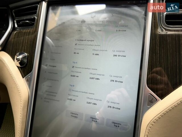 Белый Тесла Модель С, объемом двигателя 0 л и пробегом 104 тыс. км за 12999 $, фото 53 на Automoto.ua