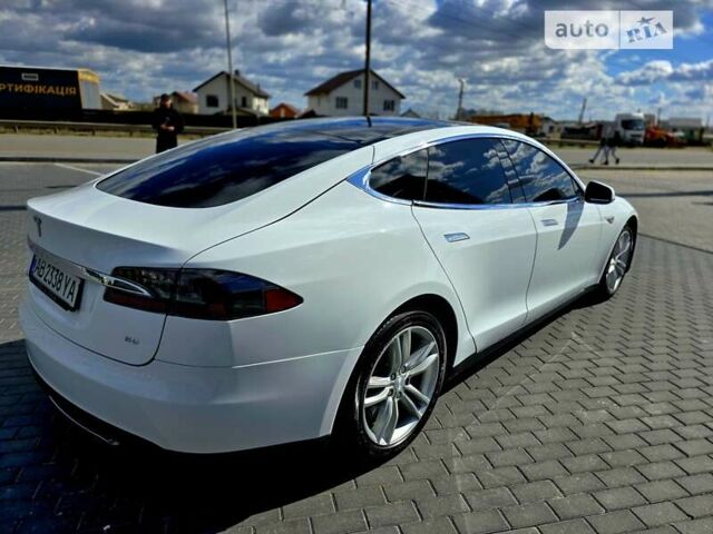 Белый Тесла Модель С, объемом двигателя 0 л и пробегом 169 тыс. км за 16200 $, фото 6 на Automoto.ua