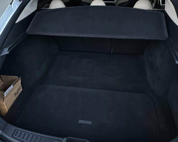 Білий Тесла Модель С, об'ємом двигуна 0 л та пробігом 147 тис. км за 15300 $, фото 10 на Automoto.ua