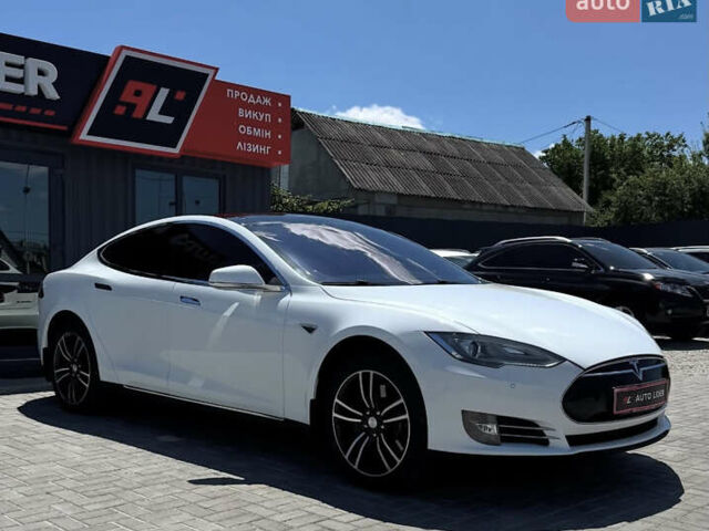 Белый Тесла Модель С, объемом двигателя 0 л и пробегом 186 тыс. км за 15700 $, фото 11 на Automoto.ua