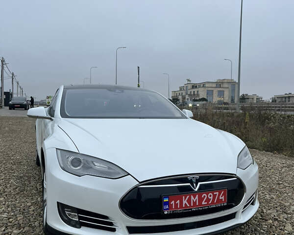 Белый Тесла Модель С, объемом двигателя 0 л и пробегом 162 тыс. км за 13990 $, фото 37 на Automoto.ua