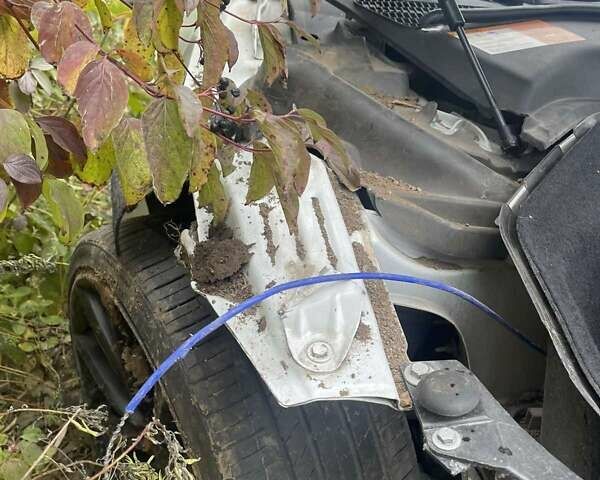 Белый Тесла Модель С, объемом двигателя 0 л и пробегом 170 тыс. км за 6200 $, фото 4 на Automoto.ua