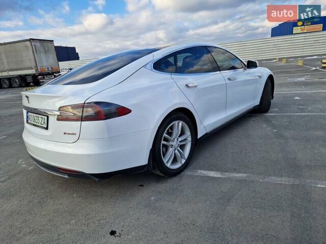Белый Тесла Модель С, объемом двигателя 0 л и пробегом 201 тыс. км за 11500 $, фото 10 на Automoto.ua