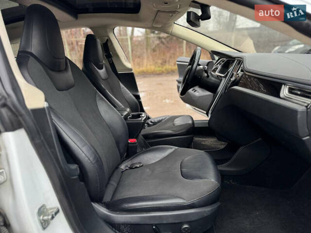 Белый Тесла Модель С, объемом двигателя 0 л и пробегом 400 тыс. км за 8700 $, фото 18 на Automoto.ua