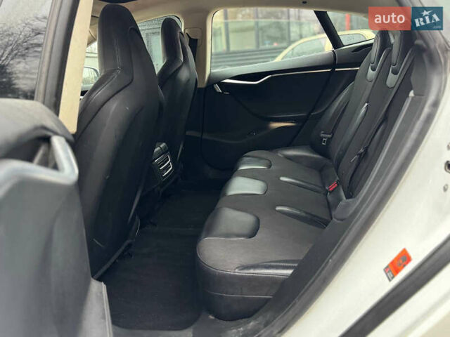 Белый Тесла Модель С, объемом двигателя 0 л и пробегом 400 тыс. км за 8700 $, фото 17 на Automoto.ua