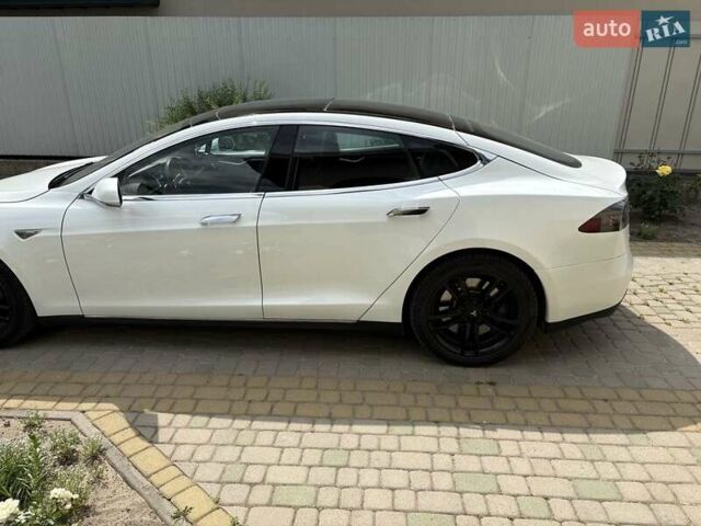 Белый Тесла Модель С, объемом двигателя 0 л и пробегом 188 тыс. км за 13800 $, фото 9 на Automoto.ua